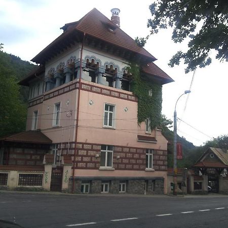 Casa De Odihna Sinaia Hotel Ngoại thất bức ảnh